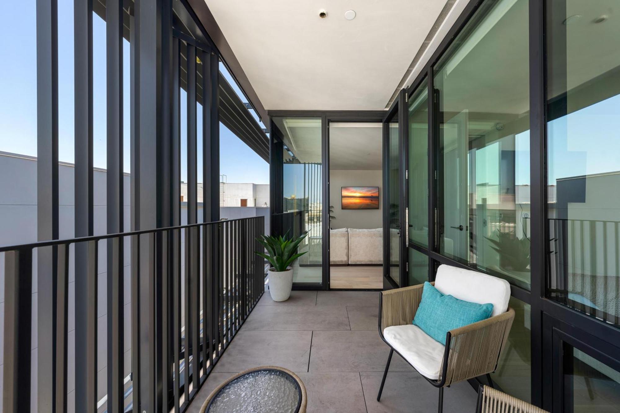 The Sapphire Nest - Spectacular Rooftop Amenities Ocean Views 2br Appartement *